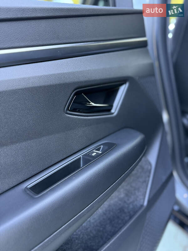 Позашляховик / Кросовер Renault Megane E-Tech Electric 2023 в Дубні фото 44 Позашляховик / Кросовер Renault Megane E-Tech Electric 2023 в Дубні