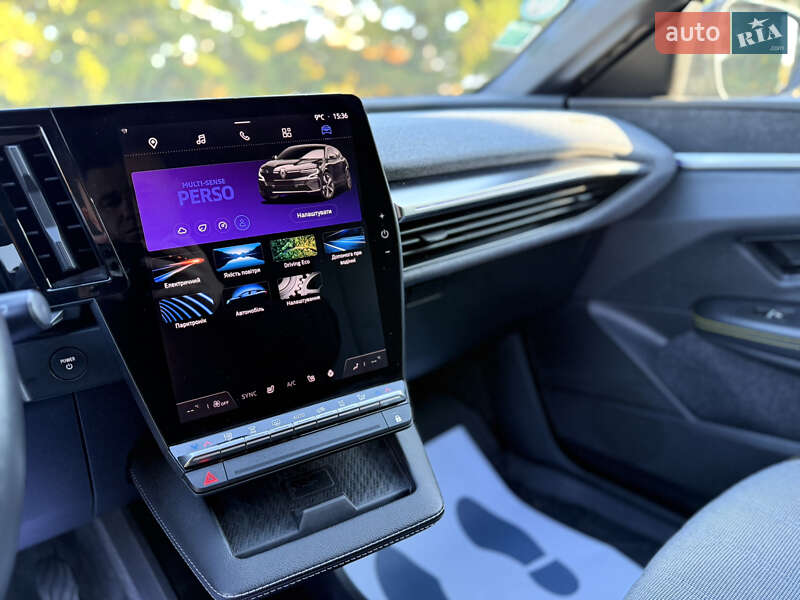 Позашляховик / Кросовер Renault Megane E-Tech Electric 2023 в Дубні фото 55 Позашляховик / Кросовер Renault Megane E-Tech Electric 2023 в Дубні