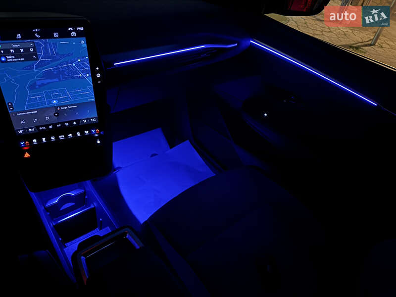 Позашляховик / Кросовер Renault Megane E-Tech Electric 2023 в Дубні фото 87 Позашляховик / Кросовер Renault Megane E-Tech Electric 2023 в Дубні