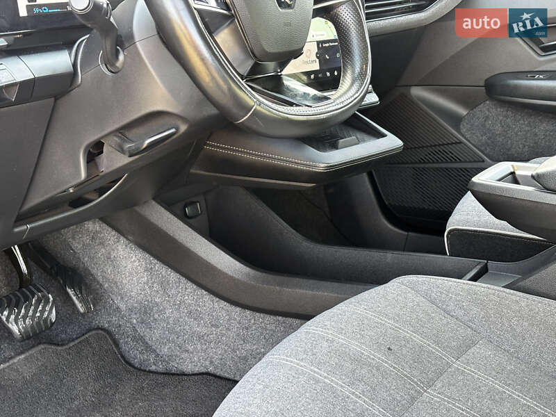 Внедорожник / Кроссовер Renault Megane E-Tech Electric 2022 в Львове фото 46 Внедорожник / Кроссовер Renault Megane E-Tech Electric 2022 в Львове