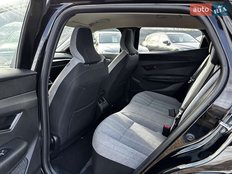 Внедорожник / Кроссовер Renault Megane E-Tech Electric 2022 в Львове фото 53 Внедорожник / Кроссовер Renault Megane E-Tech Electric 2022 в Львове