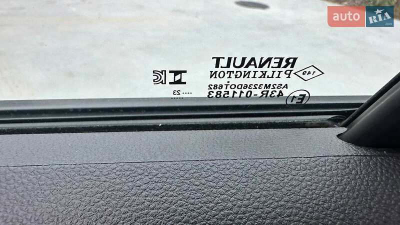 Позашляховик / Кросовер Renault Megane E-Tech Electric 2023 в Дубні фото 25 Позашляховик / Кросовер Renault Megane E-Tech Electric 2023 в Дубні