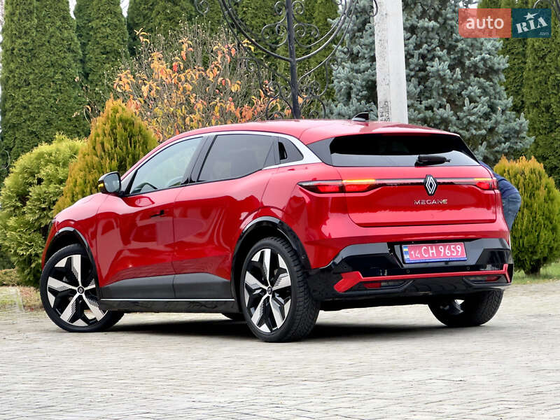 Позашляховик / Кросовер Renault Megane E-Tech Electric 2023 в Самборі фото 38 Позашляховик / Кросовер Renault Megane E-Tech Electric 2023 в Самборі