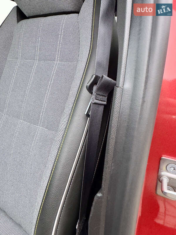 Позашляховик / Кросовер Renault Megane E-Tech Electric 2023 в Самборі фото 57 Позашляховик / Кросовер Renault Megane E-Tech Electric 2023 в Самборі