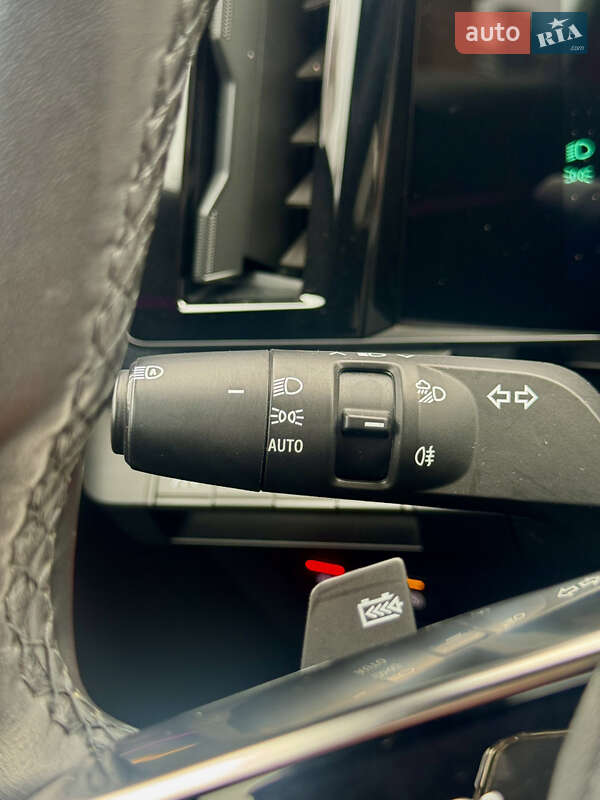 Позашляховик / Кросовер Renault Megane E-Tech Electric 2023 в Самборі фото 142 Позашляховик / Кросовер Renault Megane E-Tech Electric 2023 в Самборі