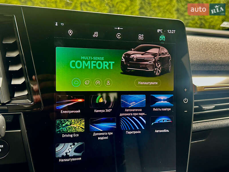Позашляховик / Кросовер Renault Megane E-Tech Electric 2023 в Самборі фото 148 Позашляховик / Кросовер Renault Megane E-Tech Electric 2023 в Самборі
