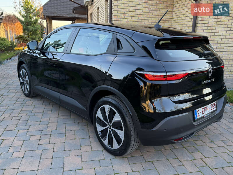 Позашляховик / Кросовер Renault Megane E-Tech Electric 2024 в Рівному
