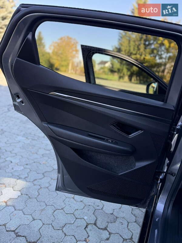 Внедорожник / Кроссовер Renault Megane E-Tech Electric 2023 в Дубно фото 48 Внедорожник / Кроссовер Renault Megane E-Tech Electric 2023 в Дубно