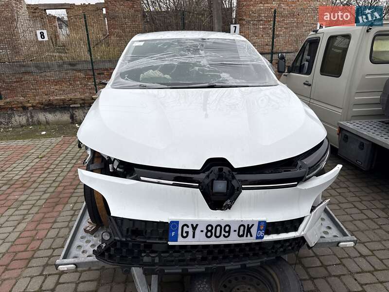 Внедорожник / Кроссовер Renault Megane E-Tech Electric 2024 в Луцке