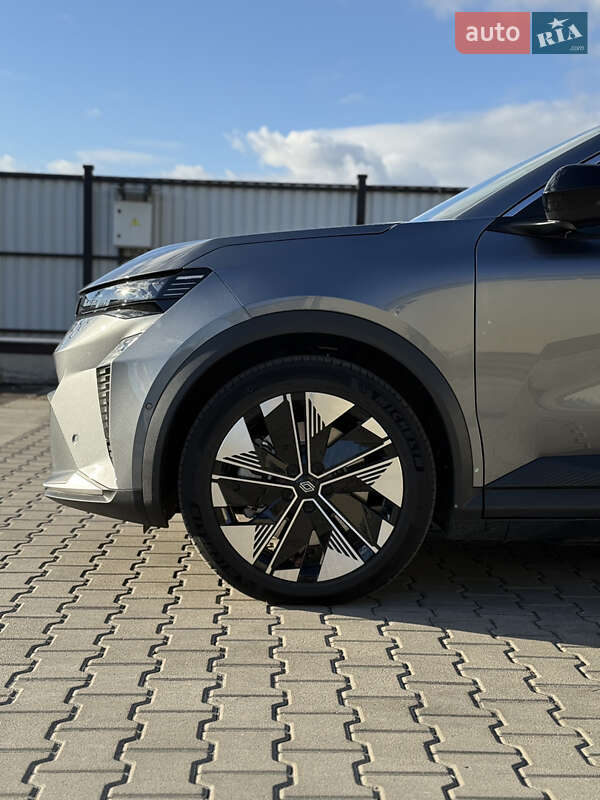 Внедорожник / Кроссовер Renault Megane E-Tech Electric 2025 в Луцке