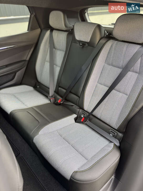 Внедорожник / Кроссовер Renault Megane E-Tech Electric 2025 в Луцке