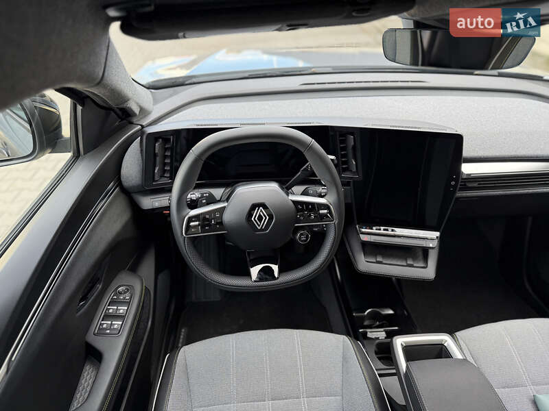 Внедорожник / Кроссовер Renault Megane E-Tech Electric 2025 в Луцке