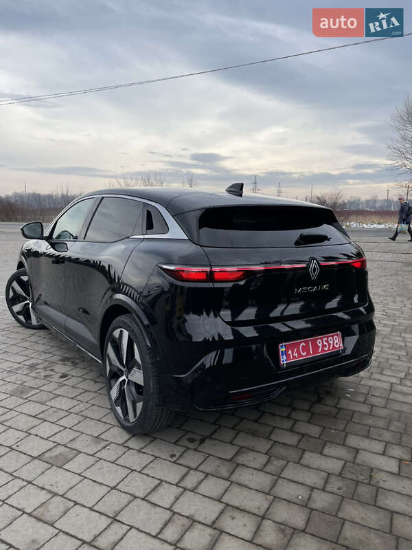 Позашляховик / Кросовер Renault Megane E-Tech Electric 2022 в Львові