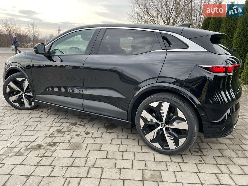 Позашляховик / Кросовер Renault Megane E-Tech Electric 2022 в Львові