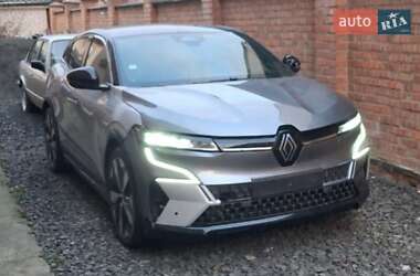 Внедорожник / Кроссовер Renault Megane E-Tech Electric 2023 в Луцке