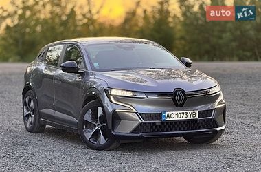 Позашляховик / Кросовер Renault Megane E-Tech Electric 2022 в Луцьку