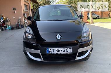 Минивэн Renault Megane Scenic 2011 в Ивано-Франковске