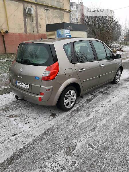 Хэтчбек Renault Megane Scenic 2009 в Житомире