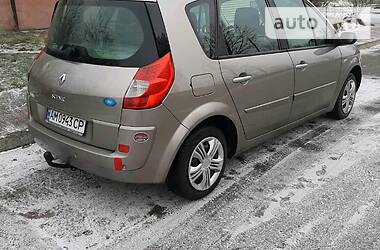 Хетчбек Renault Megane Scenic 2009 в 