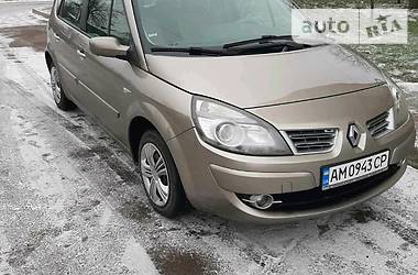 Хетчбек Renault Megane Scenic 2009 в 