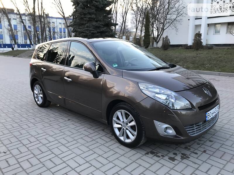 Універсал Renault Megane Scenic 2010 в Тернополі