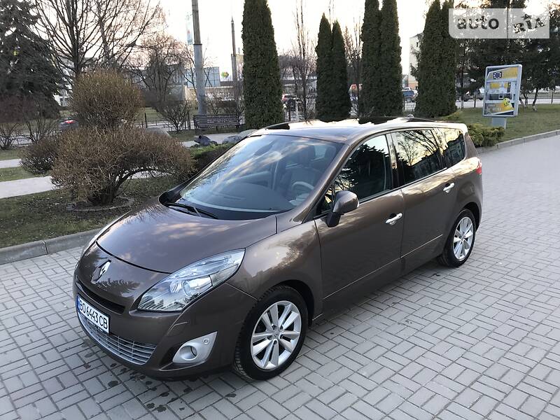 Універсал Renault Megane Scenic 2010 в Тернополі