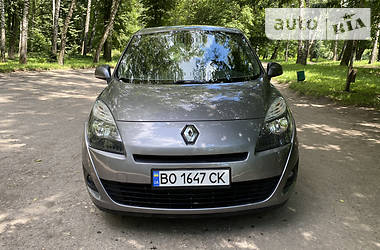 Мінівен Renault Megane Scenic 2009 в 