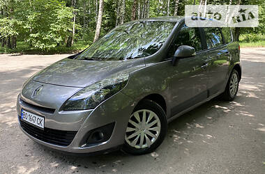 Мінівен Renault Megane Scenic 2009 в 