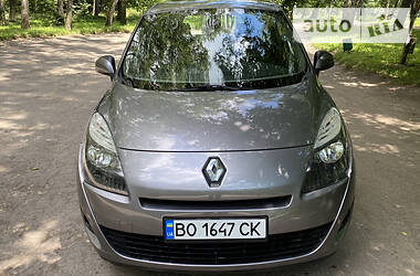 Мінівен Renault Megane Scenic 2009 в 