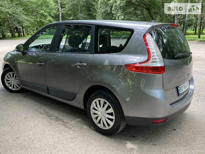 Мінівен Renault Megane Scenic 2009 в Тернополі