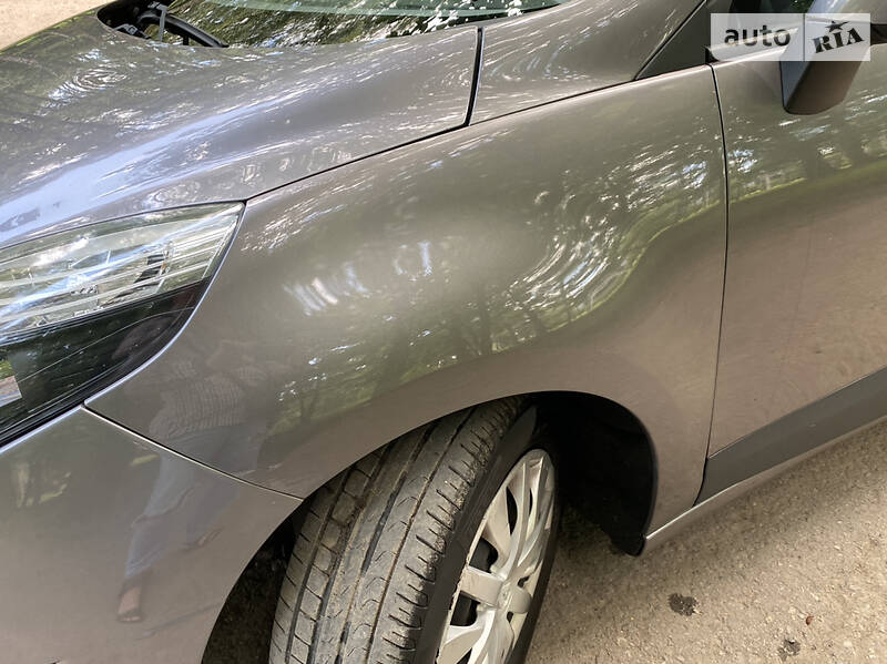 Мінівен Renault Megane Scenic 2009 в Тернополі