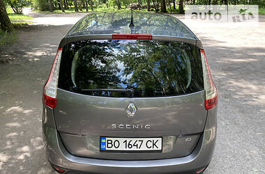 Мінівен Renault Megane Scenic 2009 в 