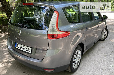 Мінівен Renault Megane Scenic 2009 в 