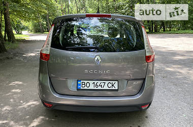 Мінівен Renault Megane Scenic 2009 в 
