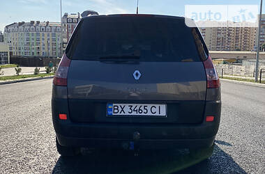 Хетчбек Renault Megane Scenic 2004 в 