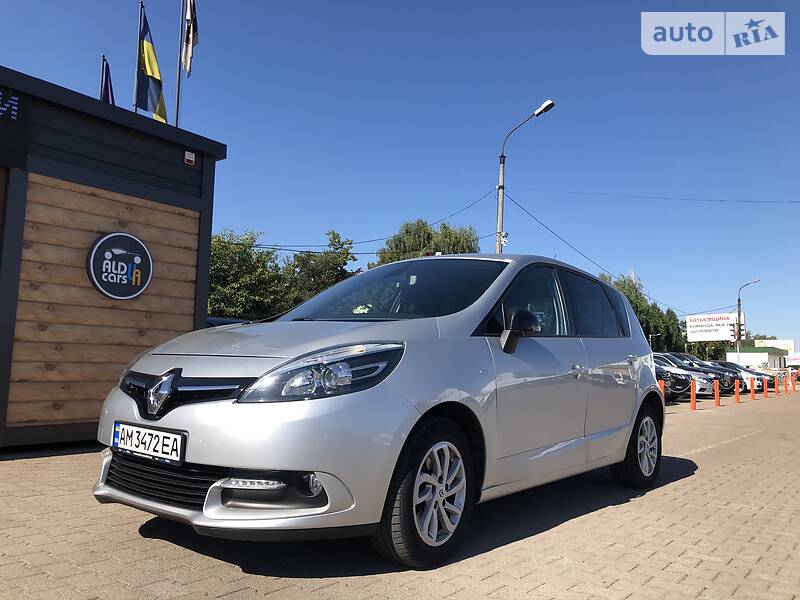 Мінівен Renault Megane Scenic 2015 в 