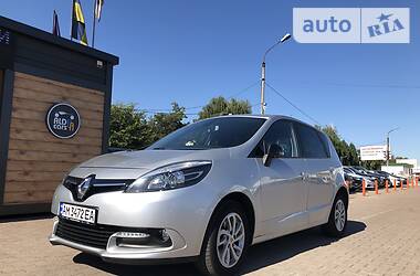 Мінівен Renault Megane Scenic 2015 в 