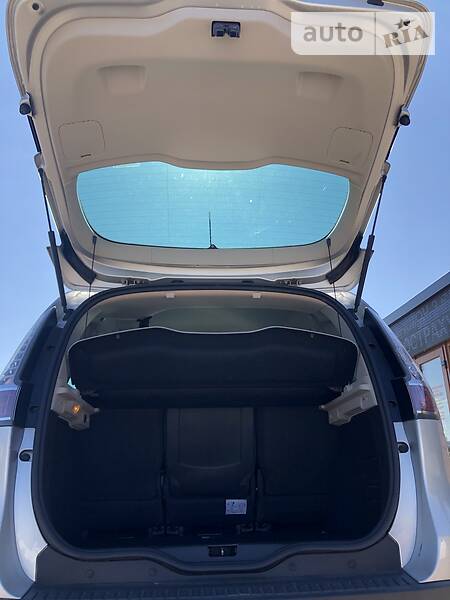 Мінівен Renault Megane Scenic 2015 в Житомирі