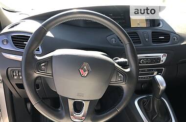 Мінівен Renault Megane Scenic 2015 в 