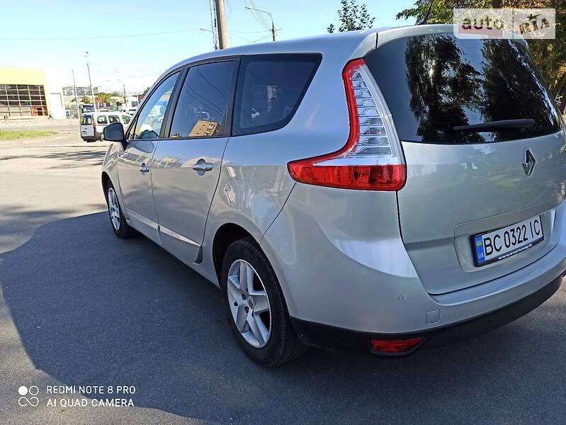 Универсал Renault Megane Scenic 2015 в Виннице