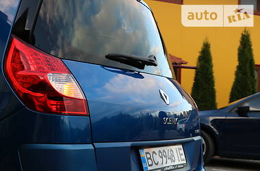 Минивэн Renault Megane Scenic 2006 в Трускавце