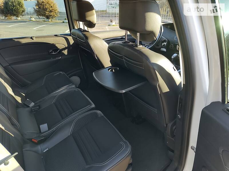 Мінівен Renault Megane Scenic 2016 в Бориславі