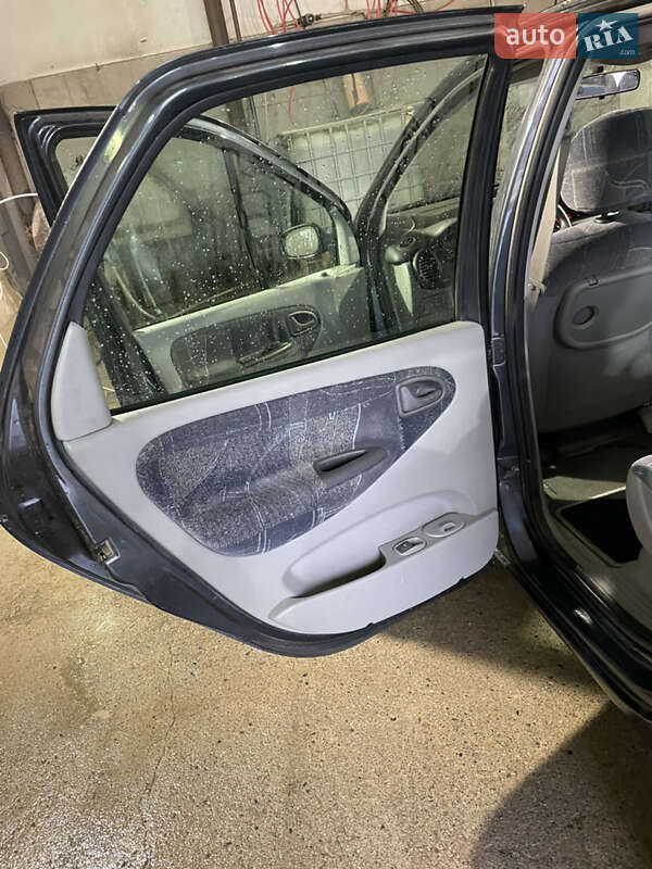 Минивэн Renault Megane Scenic 2001 в Шаргороде