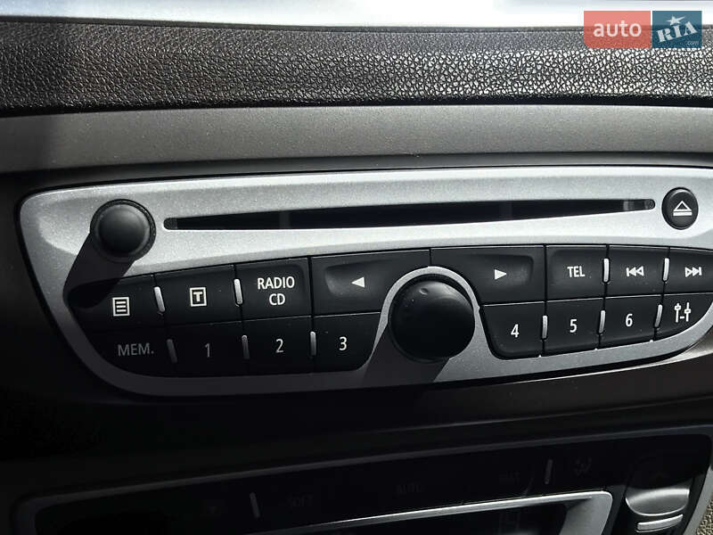 Мінівен Renault Megane Scenic 2010 в Івано-Франківську фото 11 Мінівен Renault Megane Scenic 2010 в Івано-Франківську