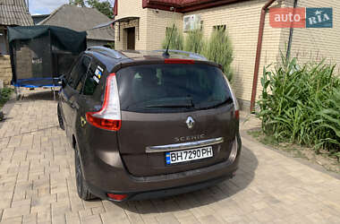 Мінівен Renault Megane Scenic 2013 в 
