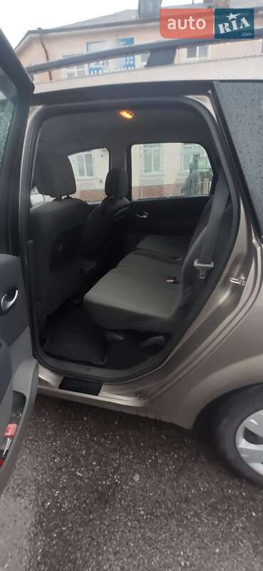 Минивэн Renault Megane Scenic 2008 в Золочеве