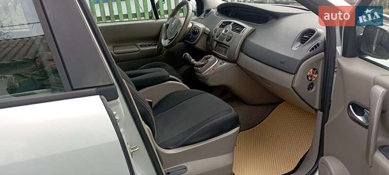 Мінівен Renault Megane Scenic 2003 в Іванівці