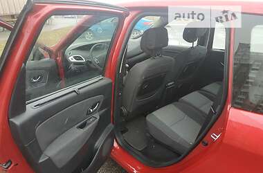Минивэн Renault Megane Scenic 2012 в 