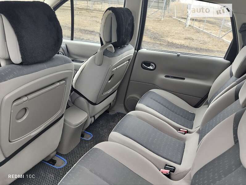Минивэн Renault Megane Scenic 1999 в Романове