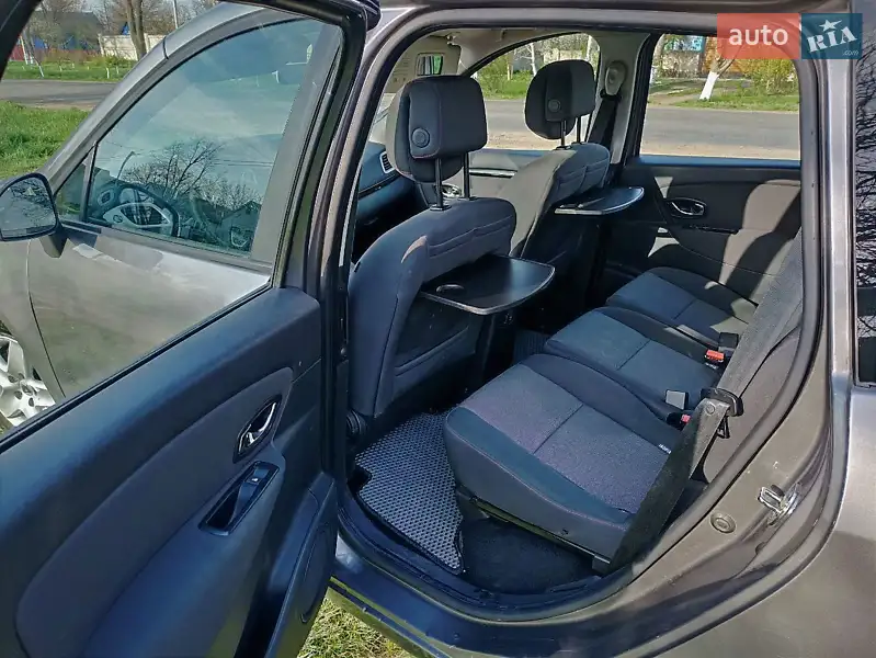 Renault Megane Scenic 2012 VIN VF1JZ140647211145 фото оголошення 3 з 39